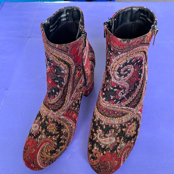 Diba Brodie Paisley Woman’s Ankle Boots - Picture 3 of 6